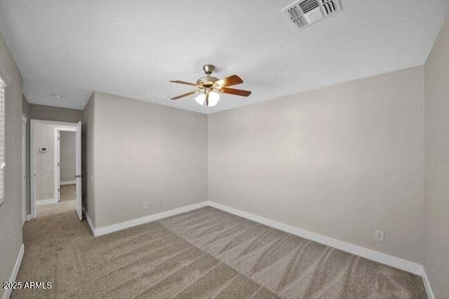 Building Photo - 3941 E Cat Balue Dr