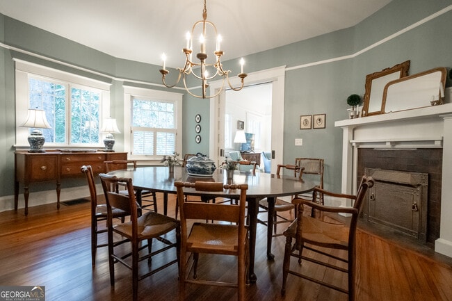 Building Photo - 290 Milledge Cir