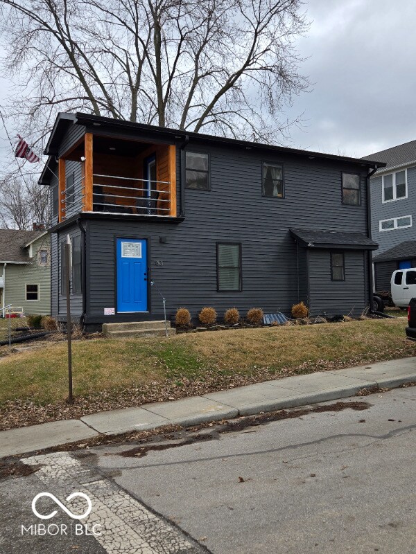 Building Photo - 133 Hoefgen St