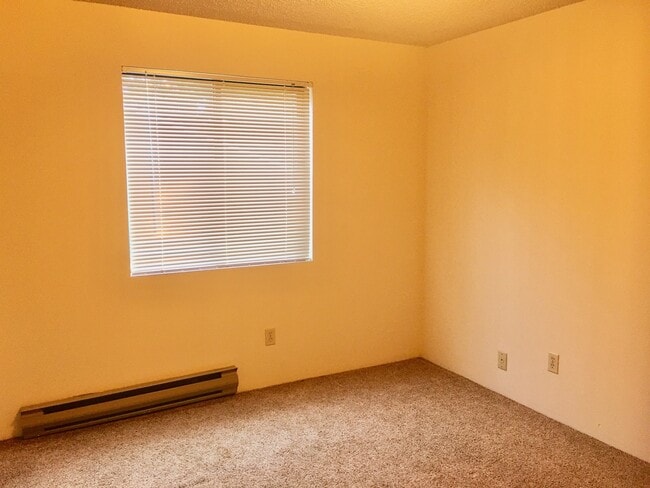 Building Photo - 3317 Addy St