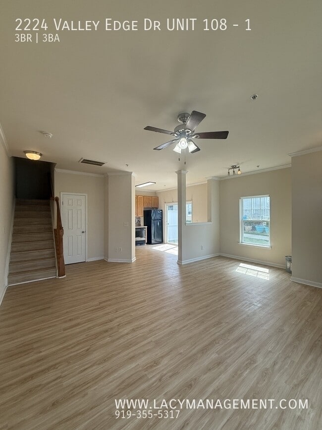 Building Photo - 2224 Valley Edge Dr