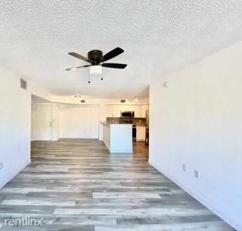 Building Photo - 2 br, 2 bath Condo - 2173 Renaissance Blvd...