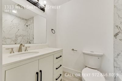 Building Photo - 1313 W Shepherd St