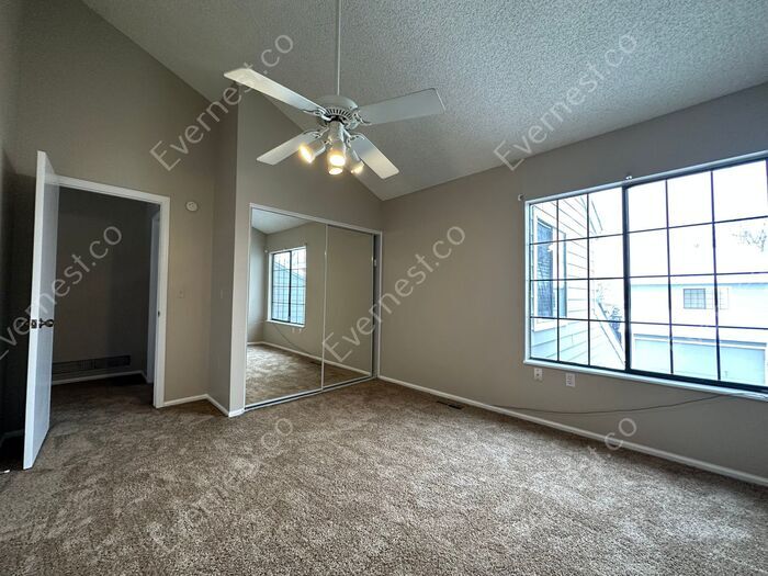 Building Photo - 2934 S Scranton St