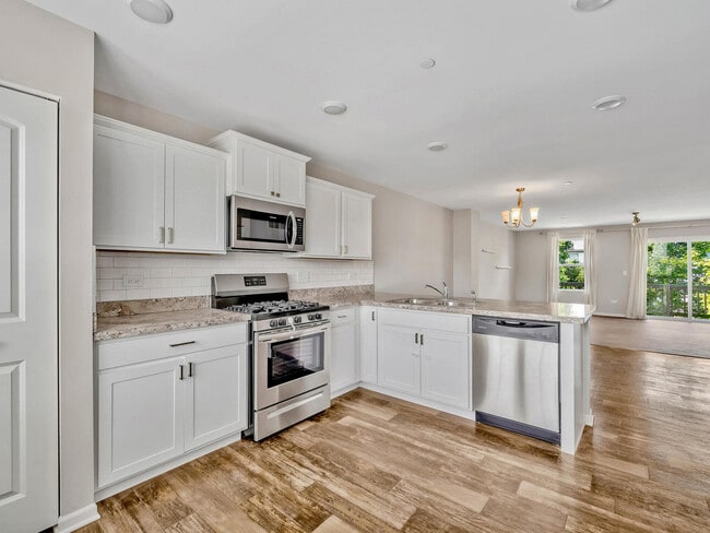 Building Photo - 1464 Lake Ridge Ct