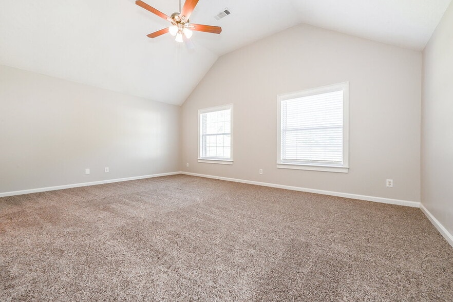 Building Photo - 21 Arbor Cove Dr