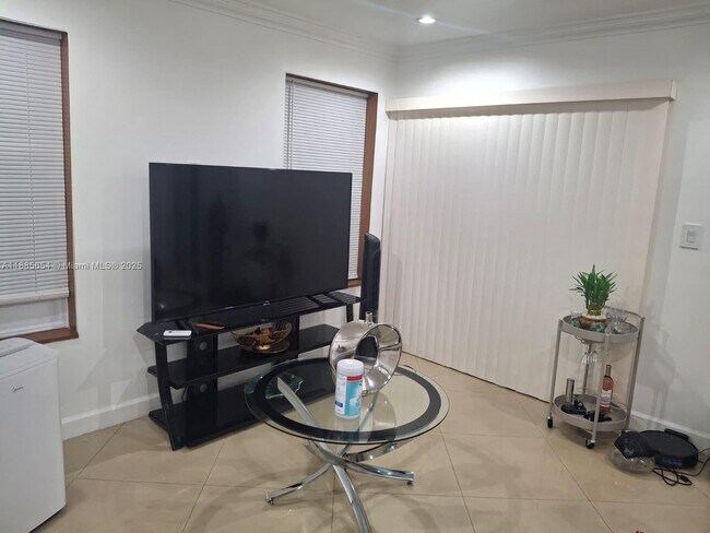 Building Photo - 17565 NW 67th Pl