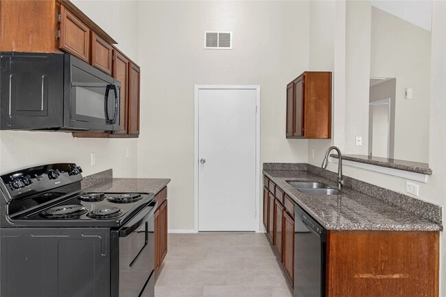 Kitchen - 22219 Moss Falls Ln