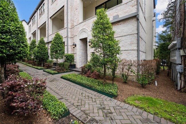 Building Photo - 4045 Leeland St