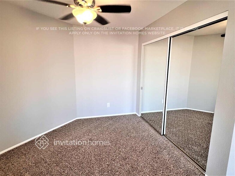 Building Photo - 415 Opal Dr