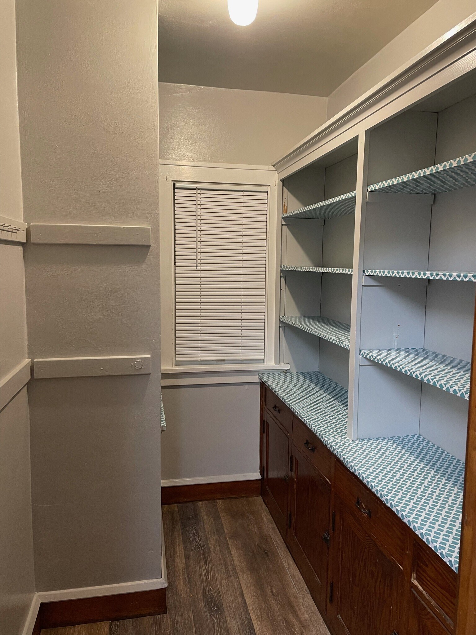 Pantry - 2055 S 77th St