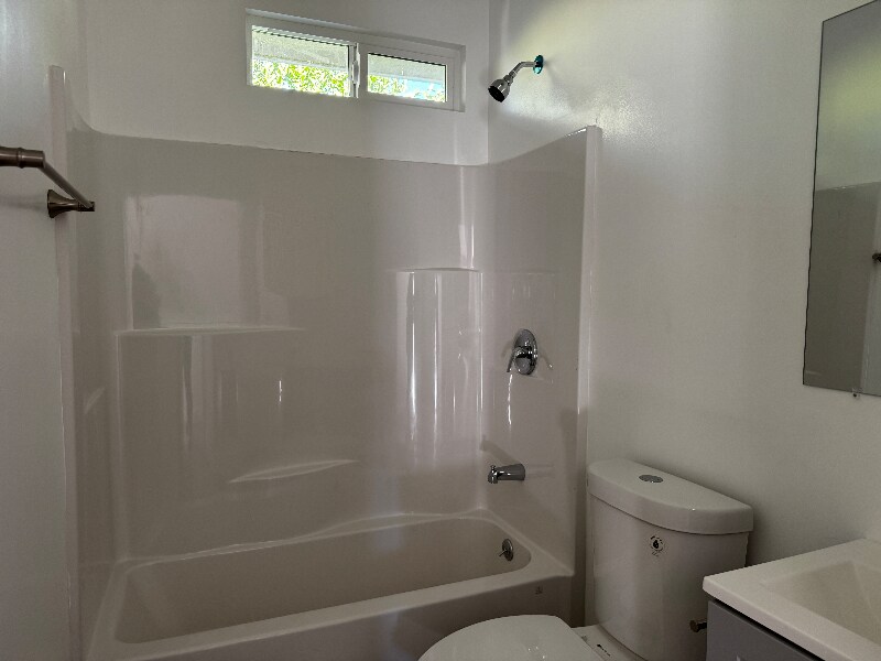 Building Photo - 1976 W 18th St