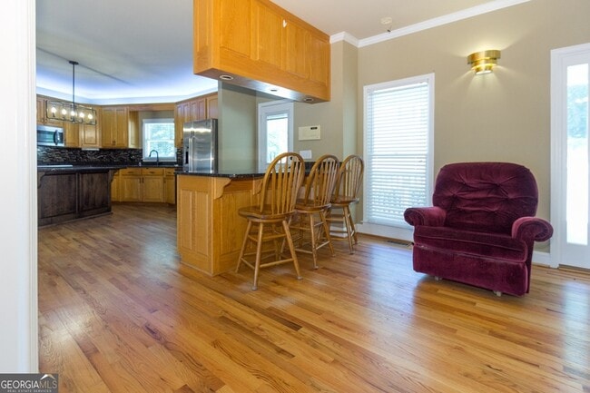 Building Photo - 5166 Wheeler Dr