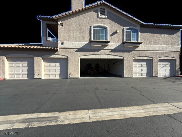 Building Photo - 75 N Valle Verde Dr