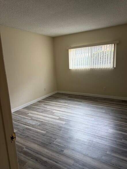 Building Photo - 2105 Speyer Ln