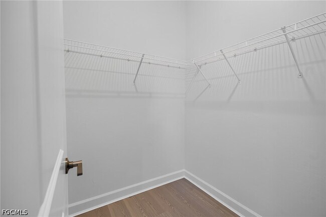 Building Photo - 9156 Leatherwood Loop
