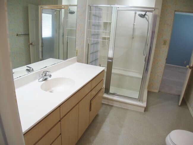 Building Photo - 2700 G Rd