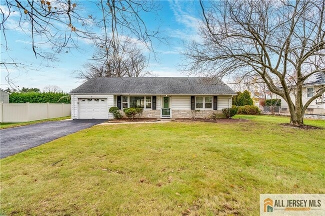 Building Photo - 1474 Huron Rd