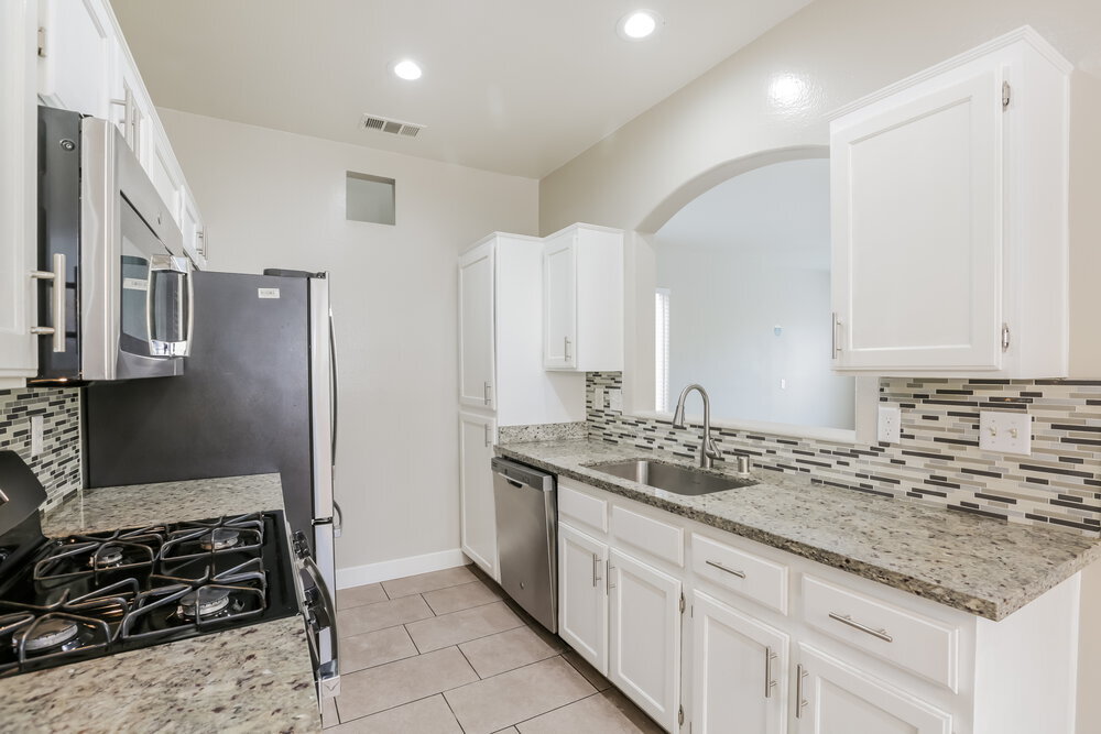 Building Photo - 10025 Camino Loma Verde Ave