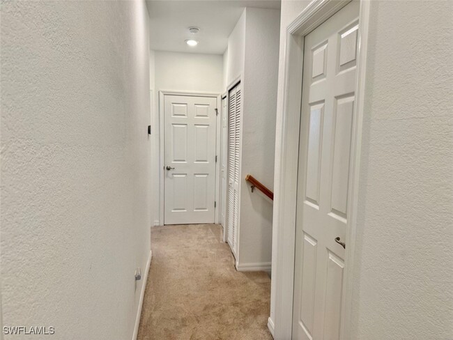 Building Photo - 10161 Tin Maple Dr