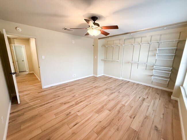 Building Photo - 3423 Maitland