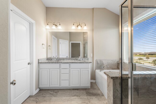 Building Photo - 5203 Pr Ter Ln