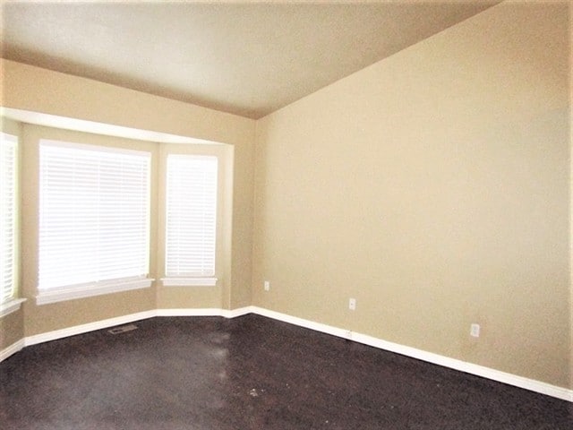 Building Photo - 6871 Mineral Mt Dr