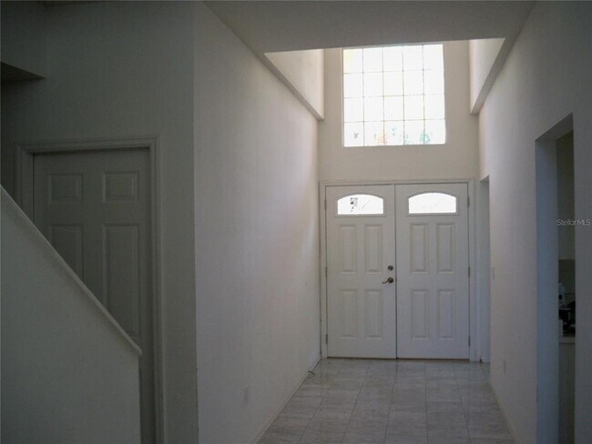 Building Photo - 17 Filbert Ln