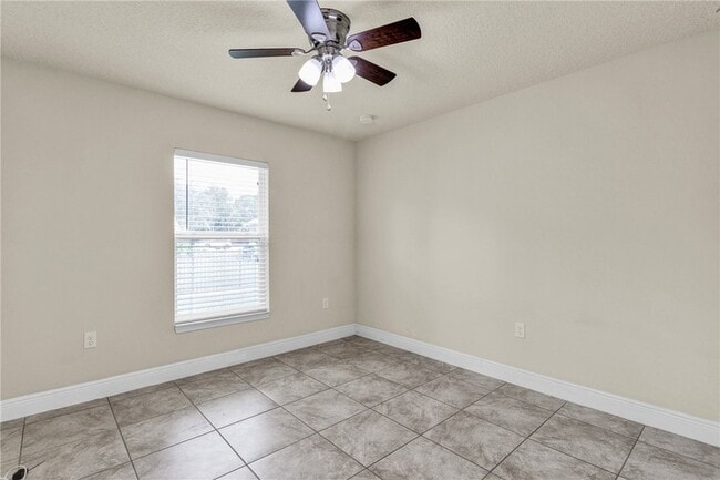 Building Photo - 1345 Willow Oak Ct