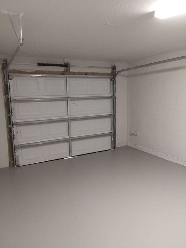 Building Photo - 9 Pony Express Dr