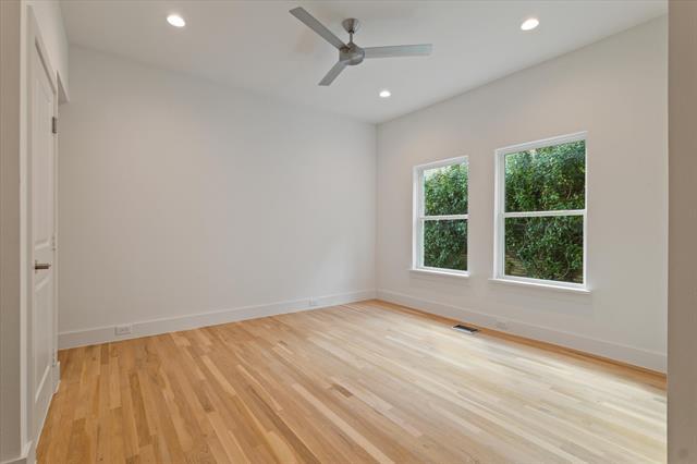 Building Photo - 6255 Belmont Ave