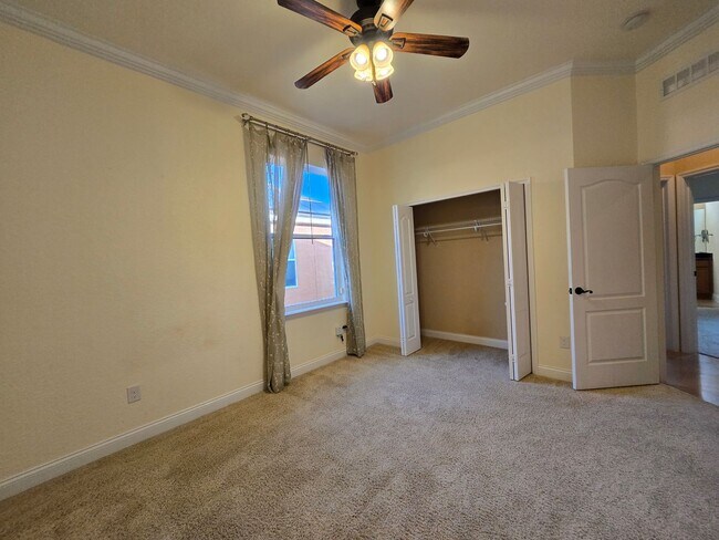 Building Photo - 5/3.5 Willow Oak Plantation