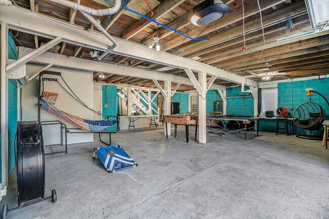Building Photo - 2315 67th St