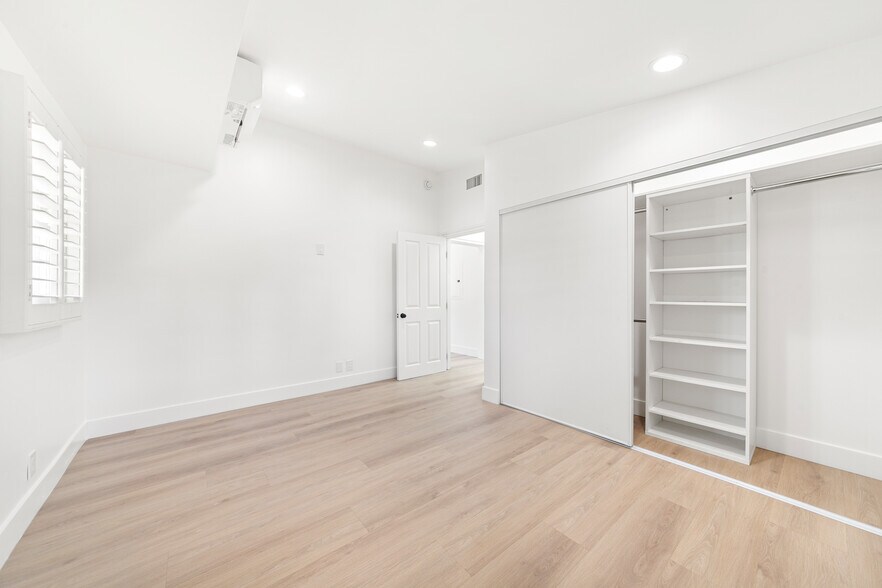 Bedroom and Closet - 5227 Beckford Ave