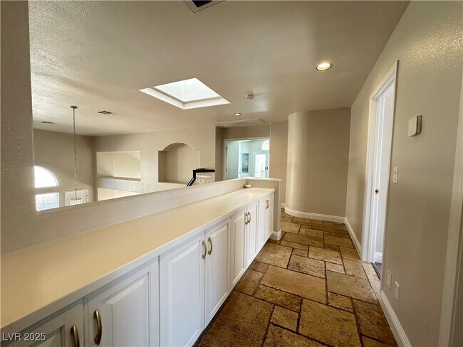 Building Photo - 1828 Dolce Dr