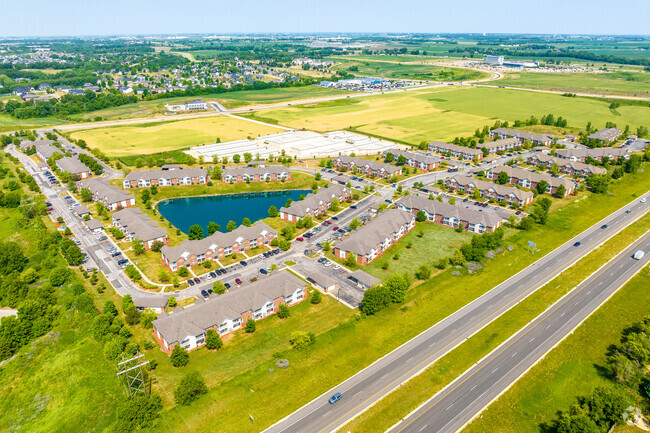 Primary Photo - Cross Creek Apartment Homes