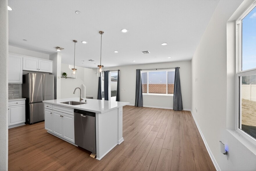 Building Photo - 2471 Satsuma Cir