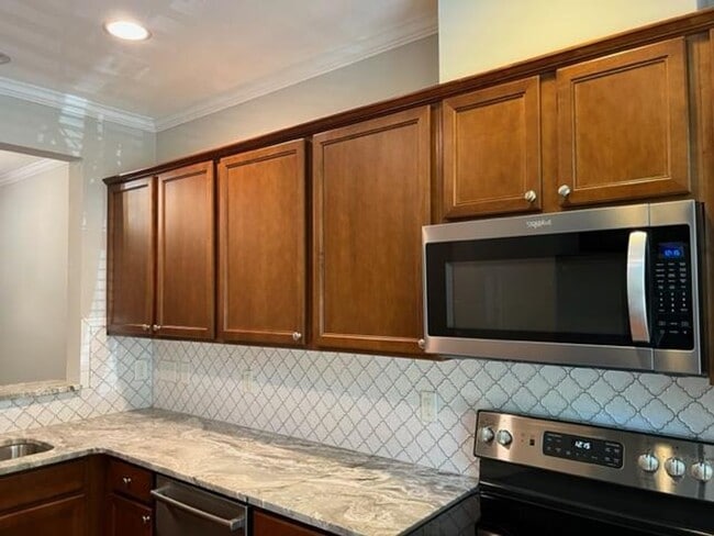 Building Photo - 3022 Berkeley Springs Pl