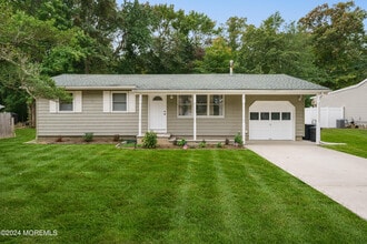 Building Photo - 607 Sunrise Blvd