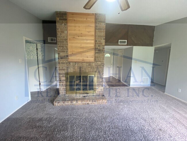 Building Photo - NLR 3 Bedroom Home