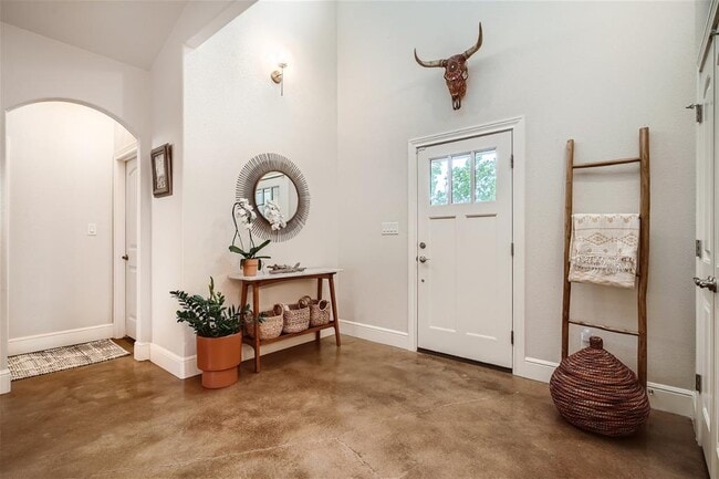 Building Photo - 21825 Briarcliff Dr