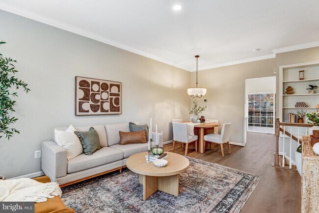 Building Photo - 12527 Heykens Ln