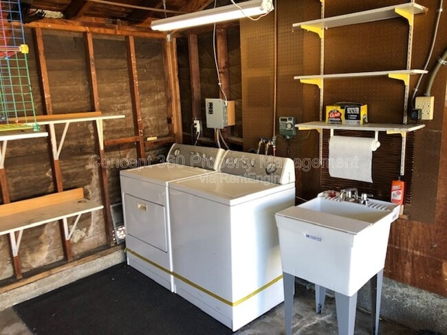 Building Photo - 20935 Conradi Ave