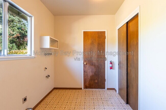 Building Photo - 27045 Meadows Rd