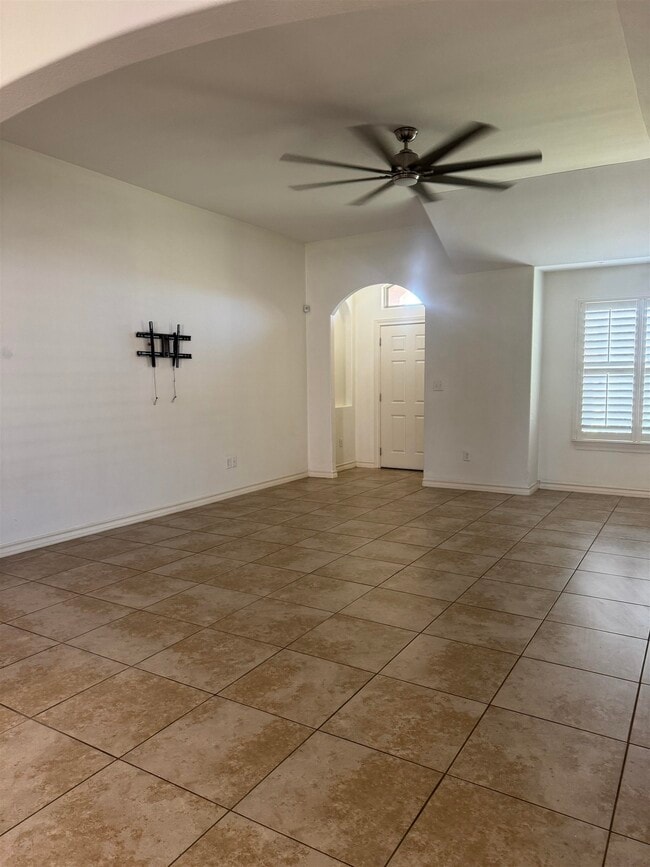 Building Photo - 212 Sandhill Oak