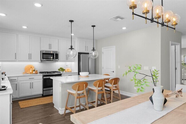 Building Photo - 5351 Bridge St