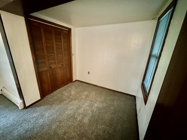 Building Photo - 4501 N Market St