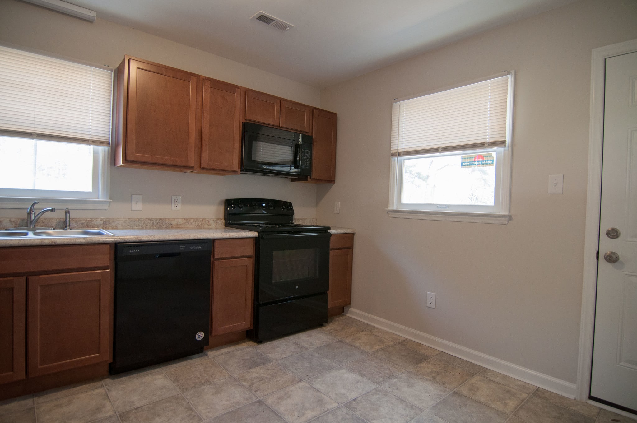 Washer & Dryer off kitchen - 2223 Summit St