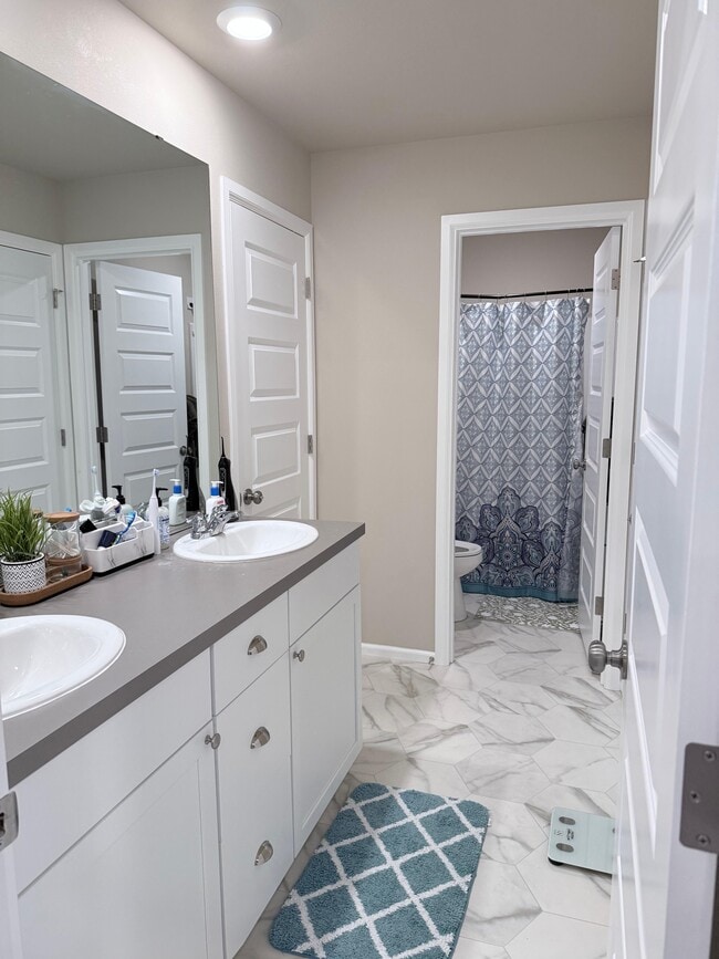 Building Photo - 7929 39th Pl NE