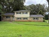Building Photo - 2109 Villaret Dr SW